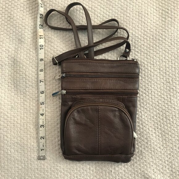 Small Brown Genuine Leather Shoulder Bag - Brand New with Tags! - Picture 3 of 6